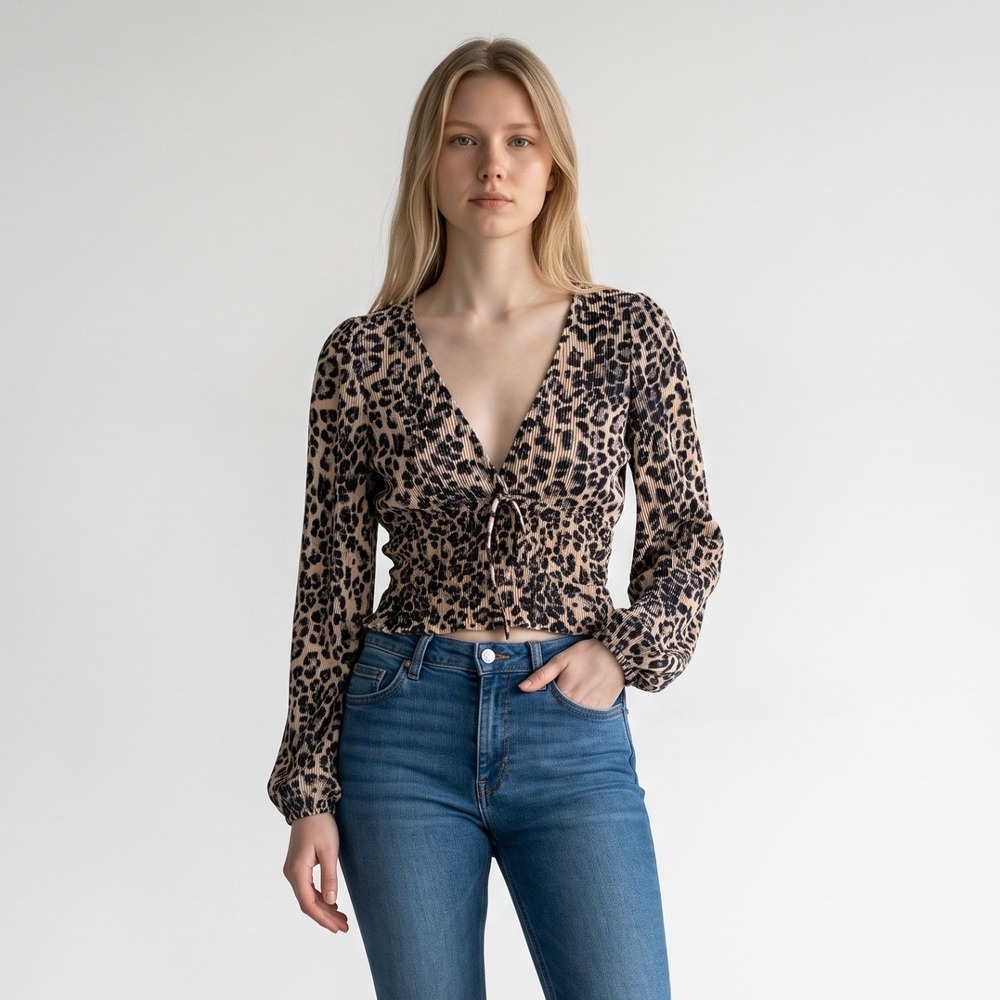Zara Leopard Print cropped long sleeve Blouse Tan Brown Black Small Top